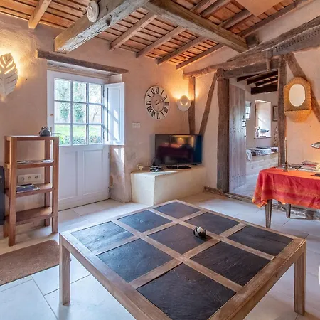 Maison Charmante Pres De Montreuil Bellay Avec Wifi Et Animaux Admis - Fr-1-622-53 *