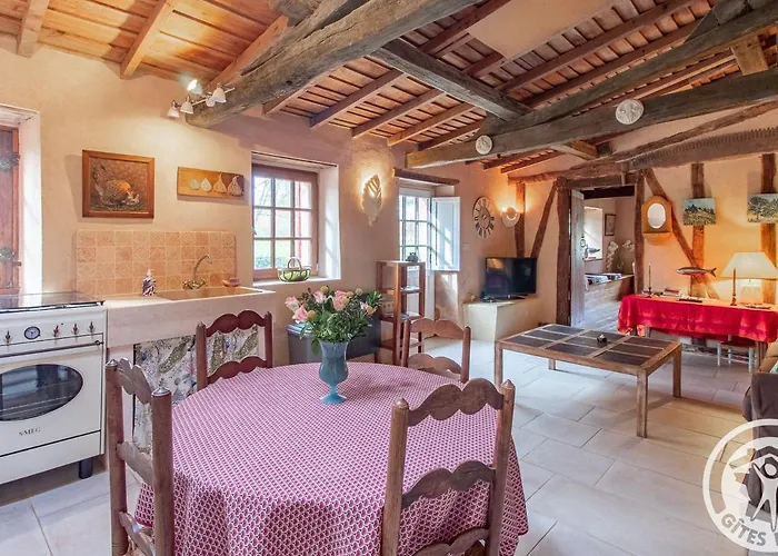 Сasa de vacaciones Maison Charmante Pres De Montreuil Bellay Avec Wifi Et Animaux Admis - Fr-1-622-53