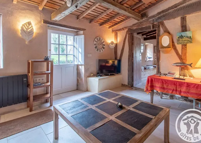 Maison Charmante Près De Montreuil Bellay Avec Wifi Et Animaux Admis - Fr-1-622-53 *