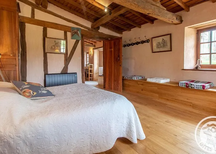 Casa vacanze Maison Charmante Près De Montreuil Bellay Avec Wifi Et Animaux Admis - Fr-1-622-53