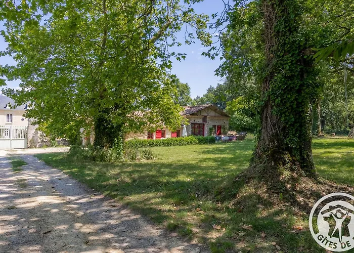 Casa vacanze Maison Charmante Près De Montreuil Bellay Avec Wifi Et Animaux Admis - Fr-1-622-53 Brossay