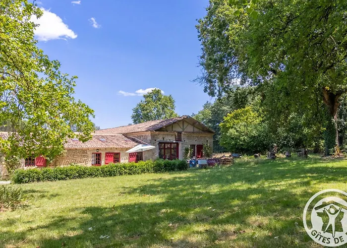 Casa vacanze Maison Charmante Près De Montreuil Bellay Avec Wifi Et Animaux Admis - Fr-1-622-53 Brossay